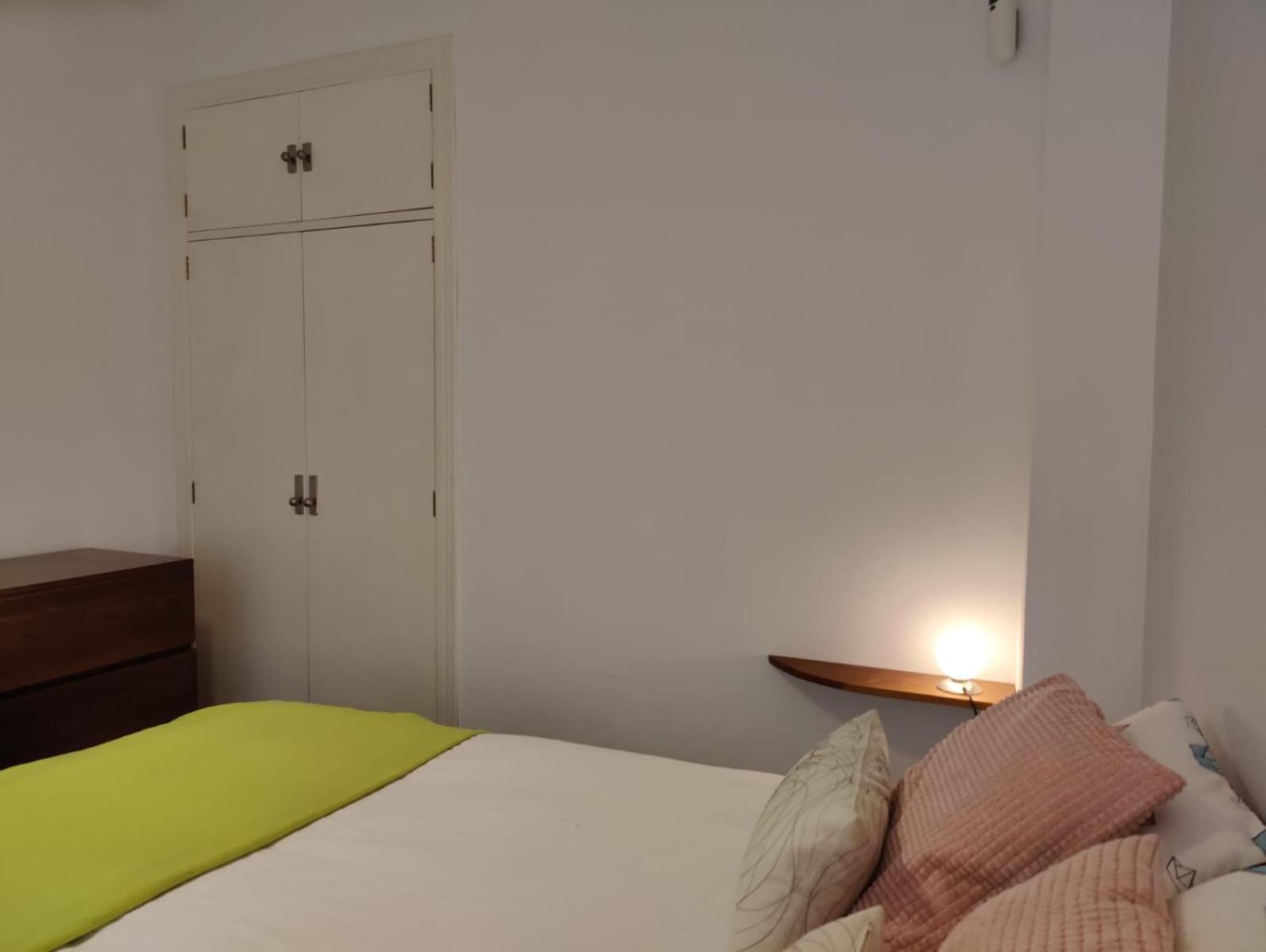 Luminoso Apartamento Exterior Con Balcon Y Patio En Centro Historico Feria-Alameda Seville Ngoại thất bức ảnh
