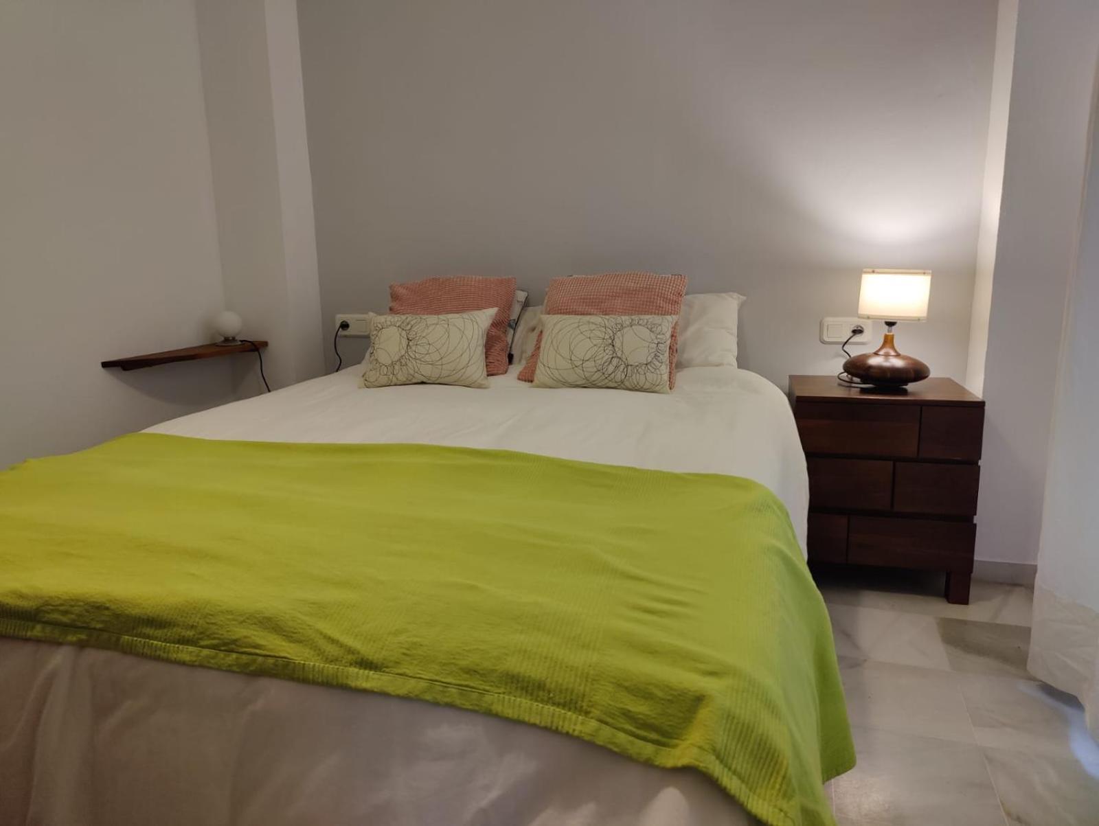 Luminoso Apartamento Exterior Con Balcon Y Patio En Centro Historico Feria-Alameda Seville Ngoại thất bức ảnh